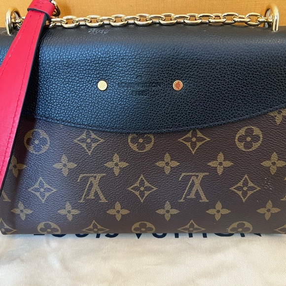 AUTHENTIC LOUIS VITTON. ST. PLACIDE MING NOIR - Picture 3 of 7